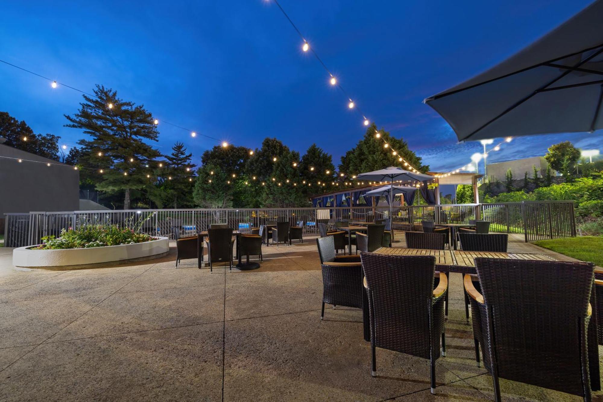 Hotel Preston Nashville Airport Exterior photo